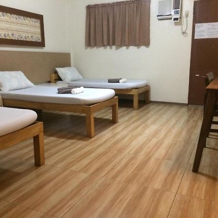 Crisfil'S Lodge Incorporated Dumaguete City Екстериор снимка